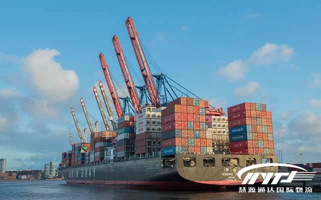 发往英国FBA的货轮